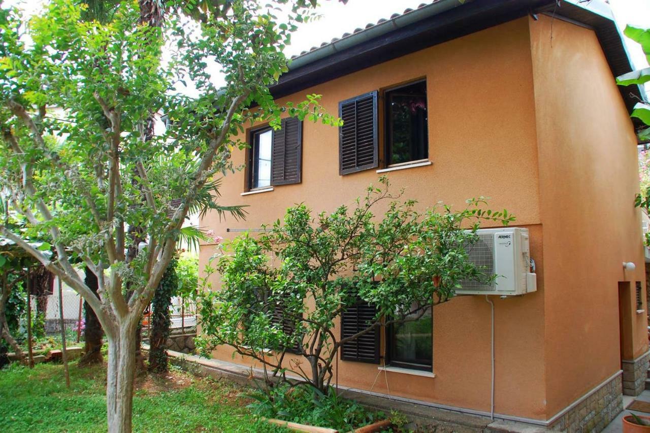 Studio Apartman Ziganto Ičići エクステリア 写真
