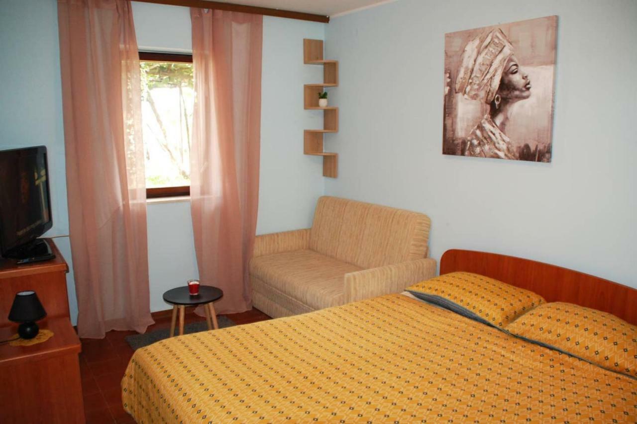 Studio Apartman Ziganto Ičići エクステリア 写真