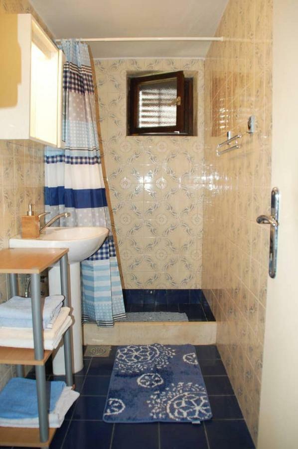 Studio Apartman Ziganto Ičići エクステリア 写真